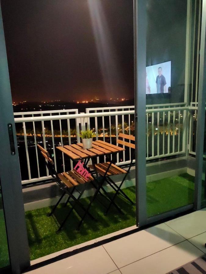 Bangi Almyra Suite Luaran gambar