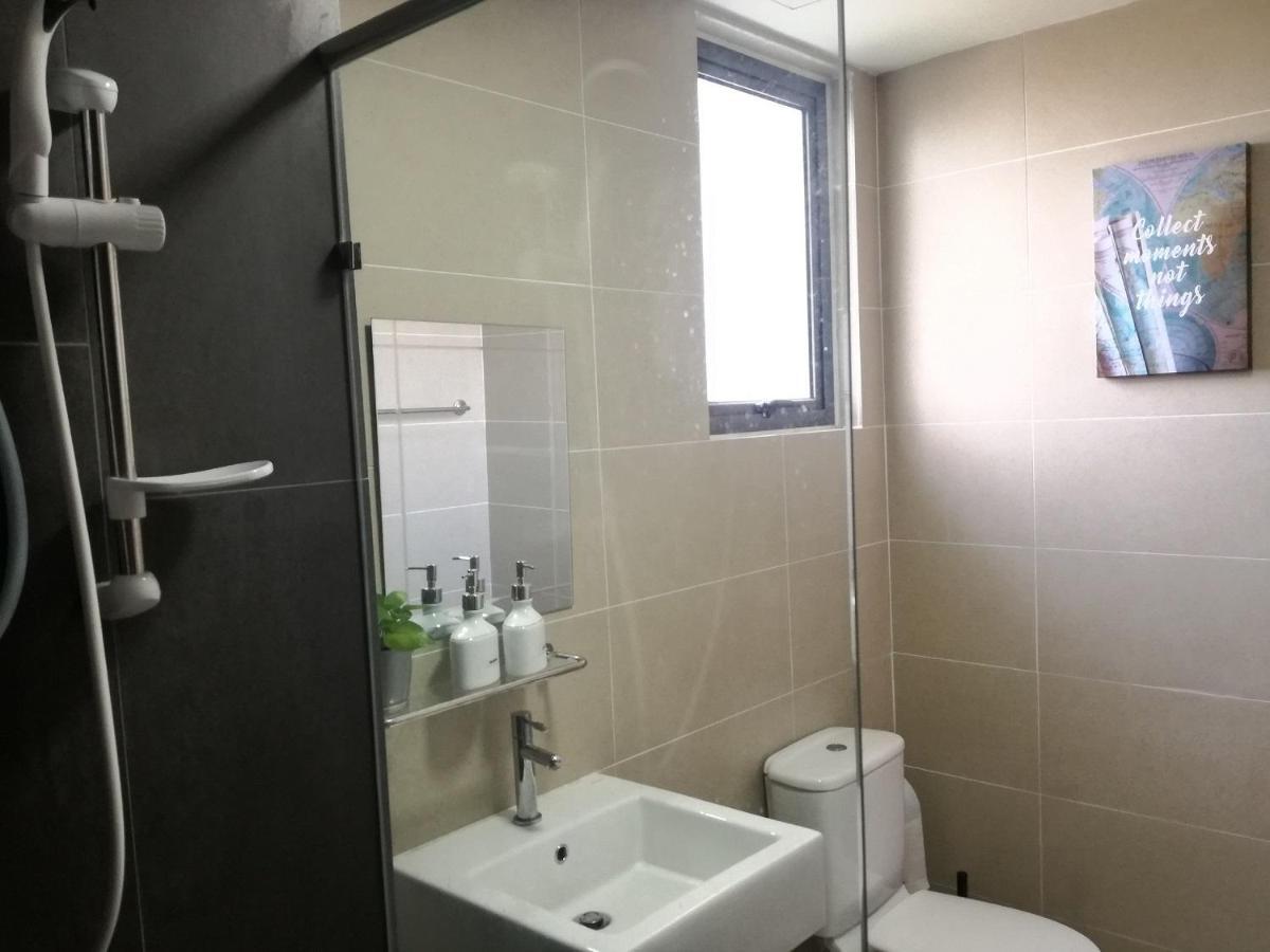 Bangi Almyra Suite Luaran gambar